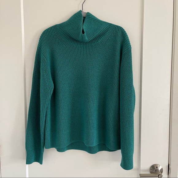 Aritzia Jara sweater - Picture 2 of 8